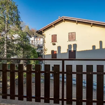Casina In Montagna ファナーノ